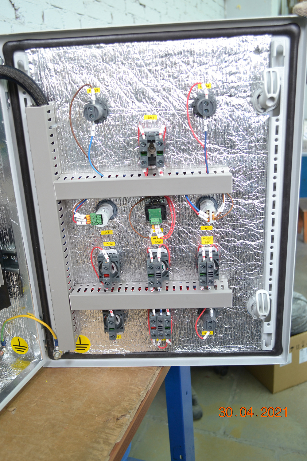 Монтаж термошкафов