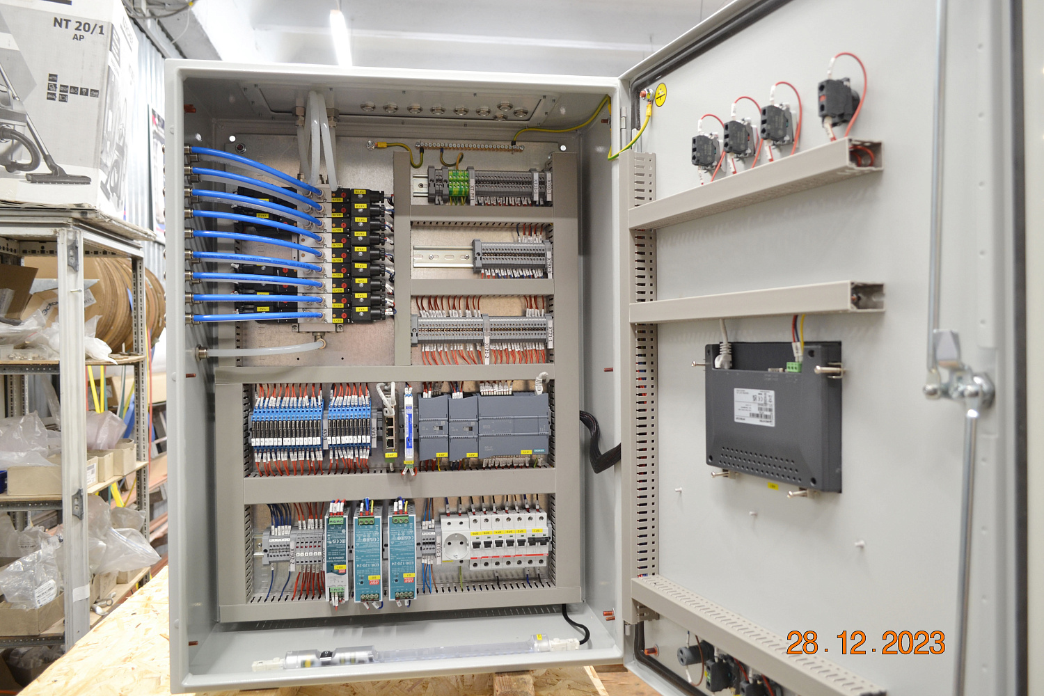 Пневматические шкафы управления